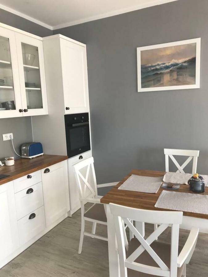 Apartament Z Widokiem Na Jezioro Apartment Rydzewo Bagian luar foto