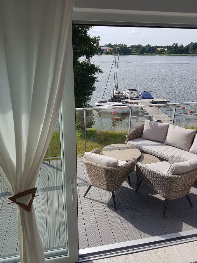 Apartament Z Widokiem Na Jezioro Apartment Rydzewo Bagian luar foto